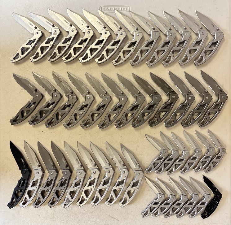 Gerber Paraframe Pocketknives - related image